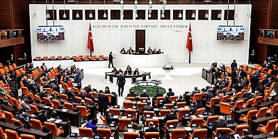 Katar tezkeresi Meclis'ten geçti! TSK'ya Dünya Kupası görevi