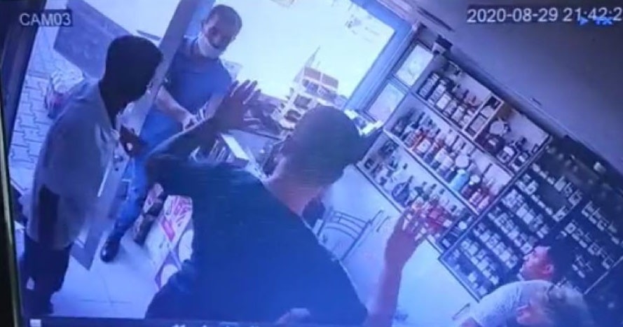 Katil zanlıları girdikleri iş yerinde yakalandı