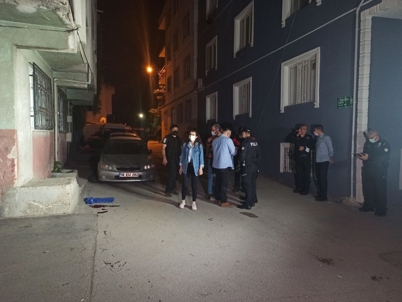 Kavga ihbarına giden polis ekibine silahlı saldırı: 1’i polis, 2 yaralı