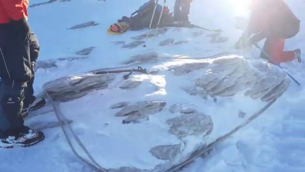 Kayıp Dağcılara Ait Olduğu Düşünülen Baton Bulundu