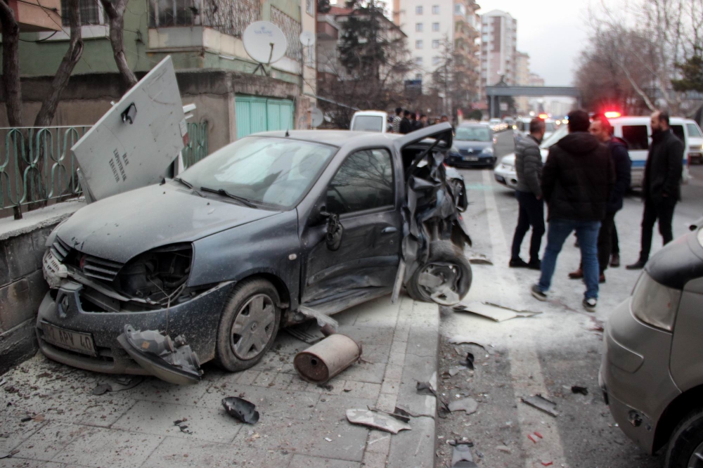 Kayseride 3 Araçlı Zincirleme Kaza: 3 Yaralı