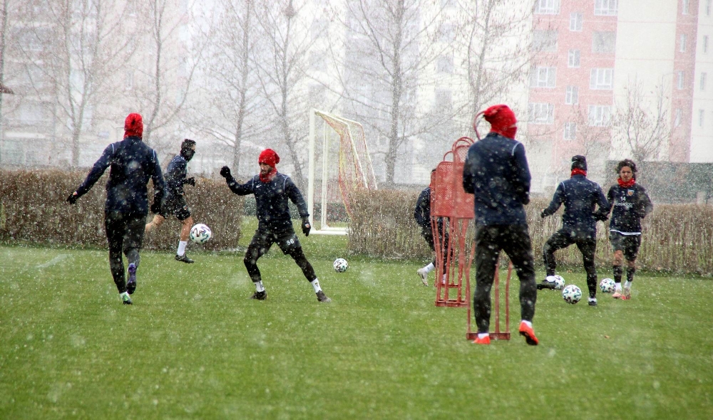 Kayserispor milli arayı iyi değerlendirmek istiyor