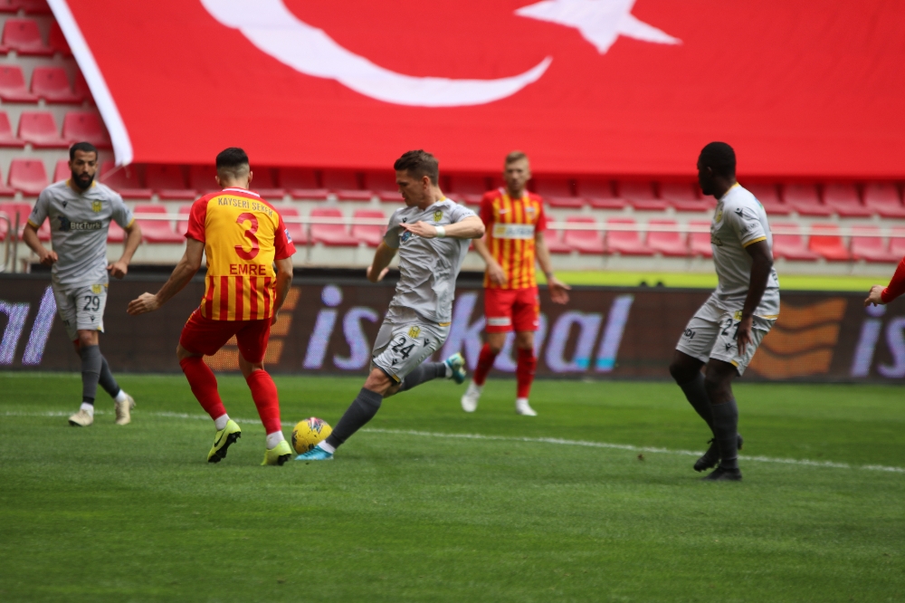 Kayserispor, Yeni Malatyaspor’u 2-1 mağlup etti