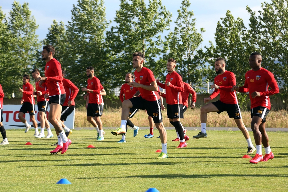 Kayserispor’da kadro şekilleniyor