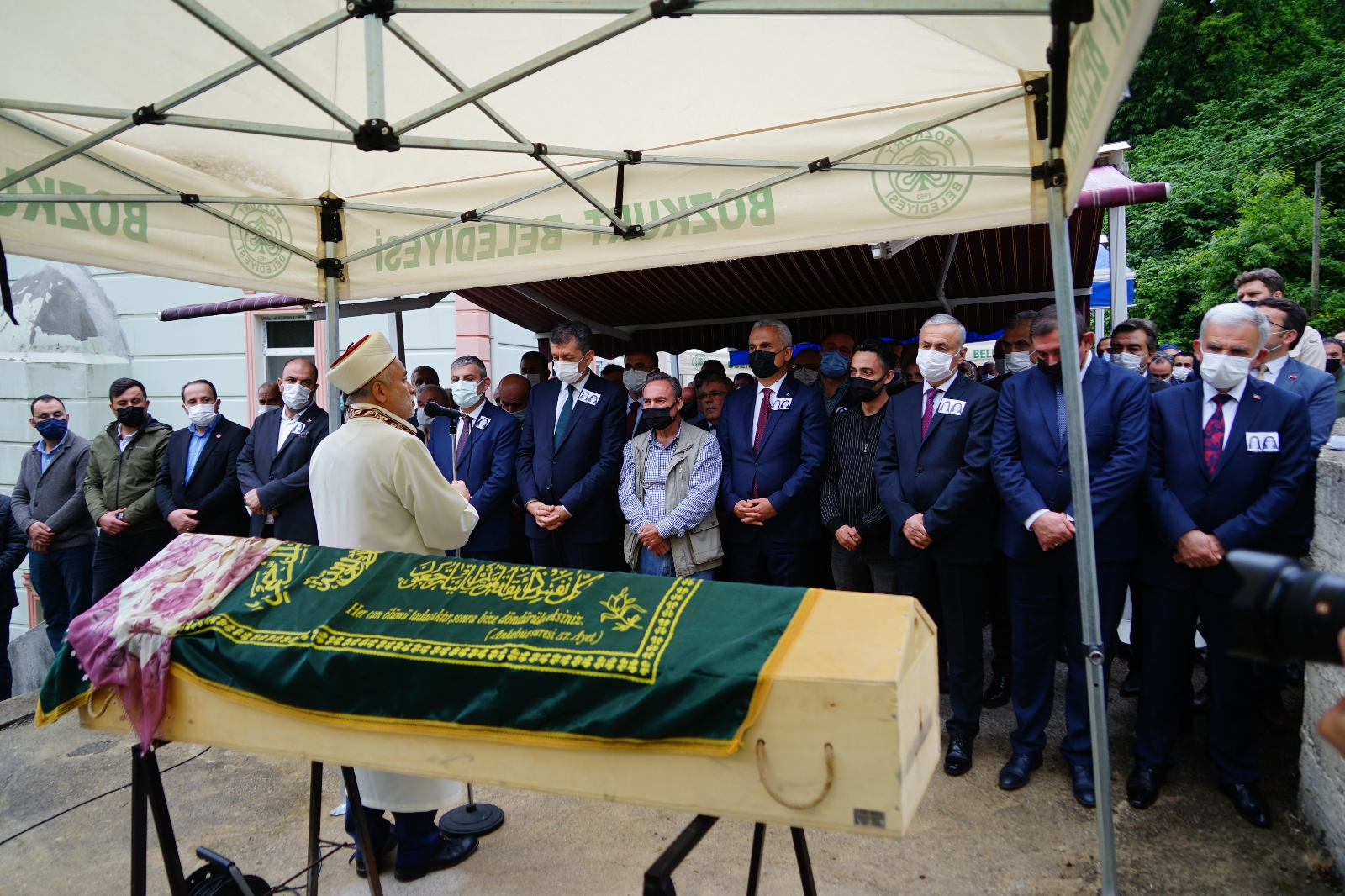 Kazada hayatını kaybeden Büşra öğretmen, toprağa verildi