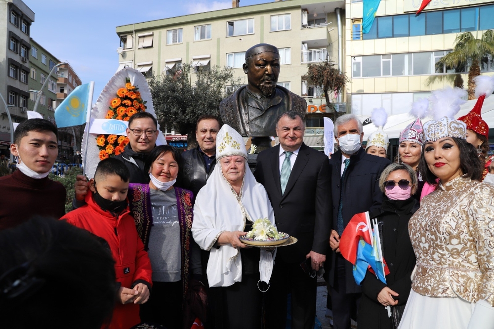 Kazakistan Dışişleri Bakanı Tileuberdi’den Kassanov’a teşekkür