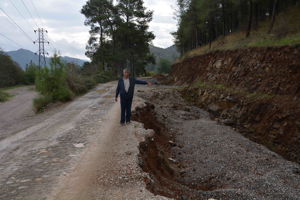 Kazalara Davetiye Çıkaran Yola Vatandaşlar Tepki Gösterdi