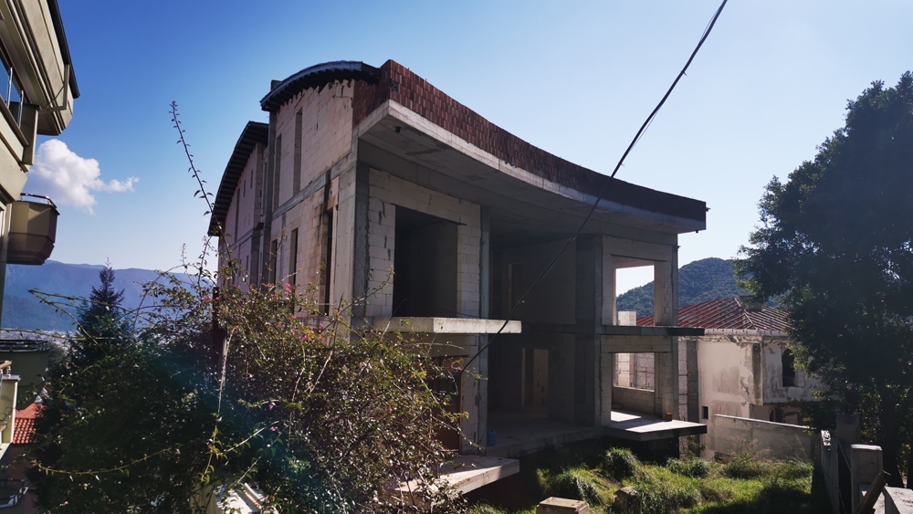 Kenan Evren’in izleri Marmaris’ten siliniyor