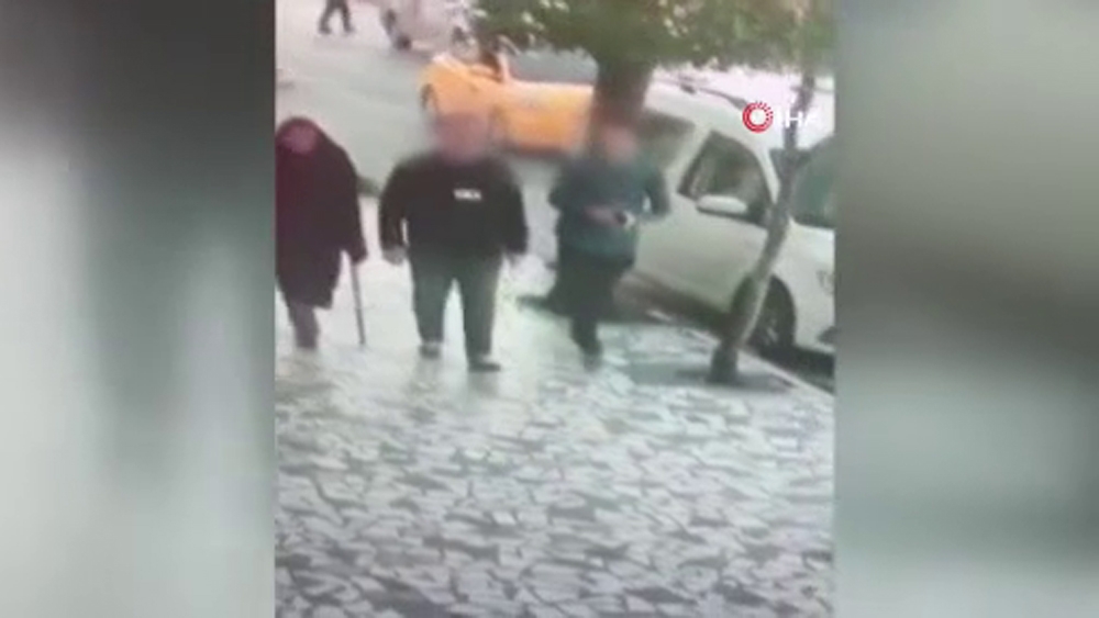 Kendine ‘polis’ süsü veren gaspçı yakalandı