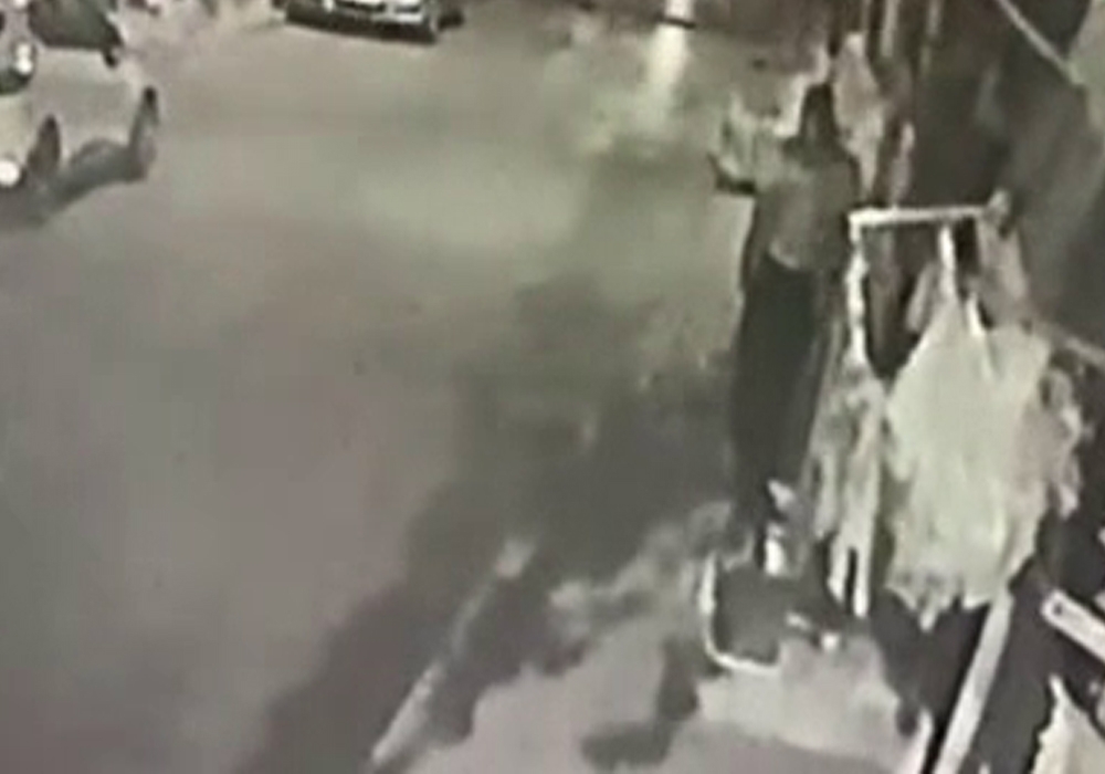 Kendini Polis Olarak Tanıtan Dolandırıcı, Bekçiler Tarafından Yakalandı