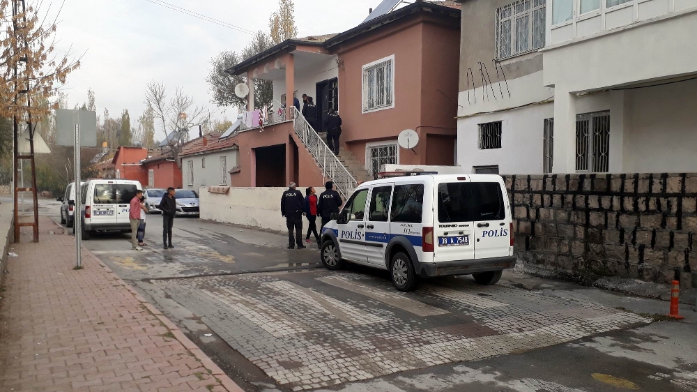 Kendini Vuran Genç Hayatını Kaybetti