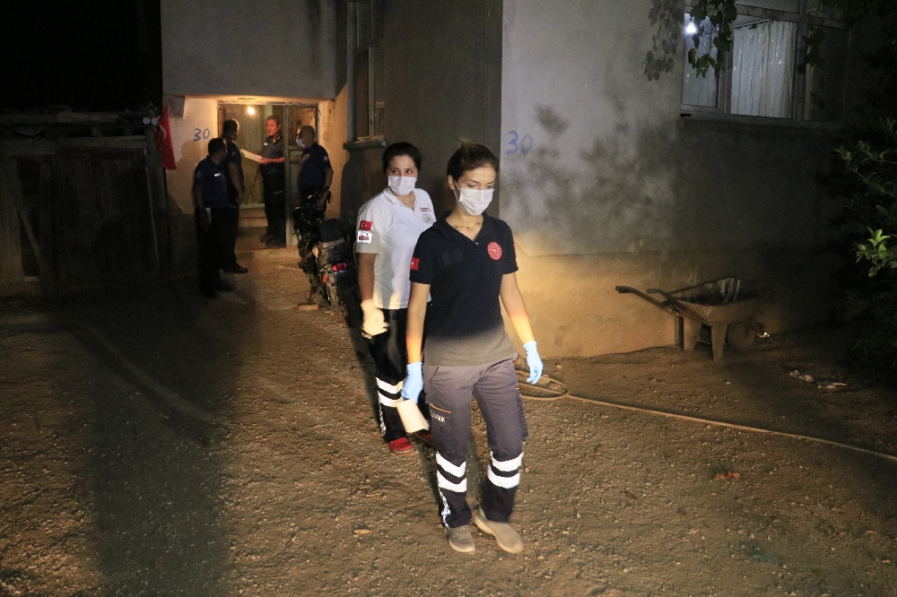 Kendisini darp ettiği iddia edilen kocasını öldürdü