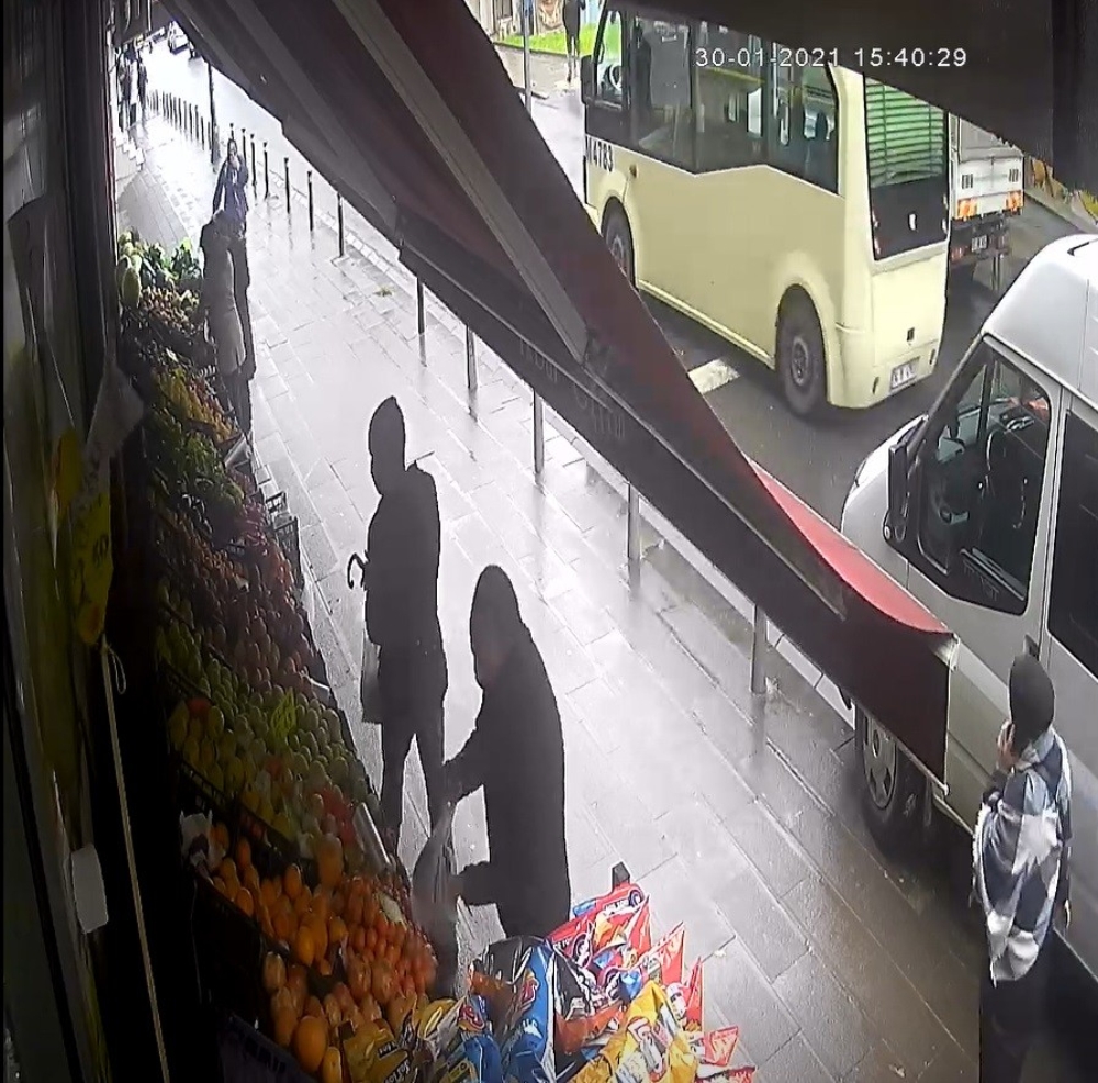 Kestane hırsızları kamerada