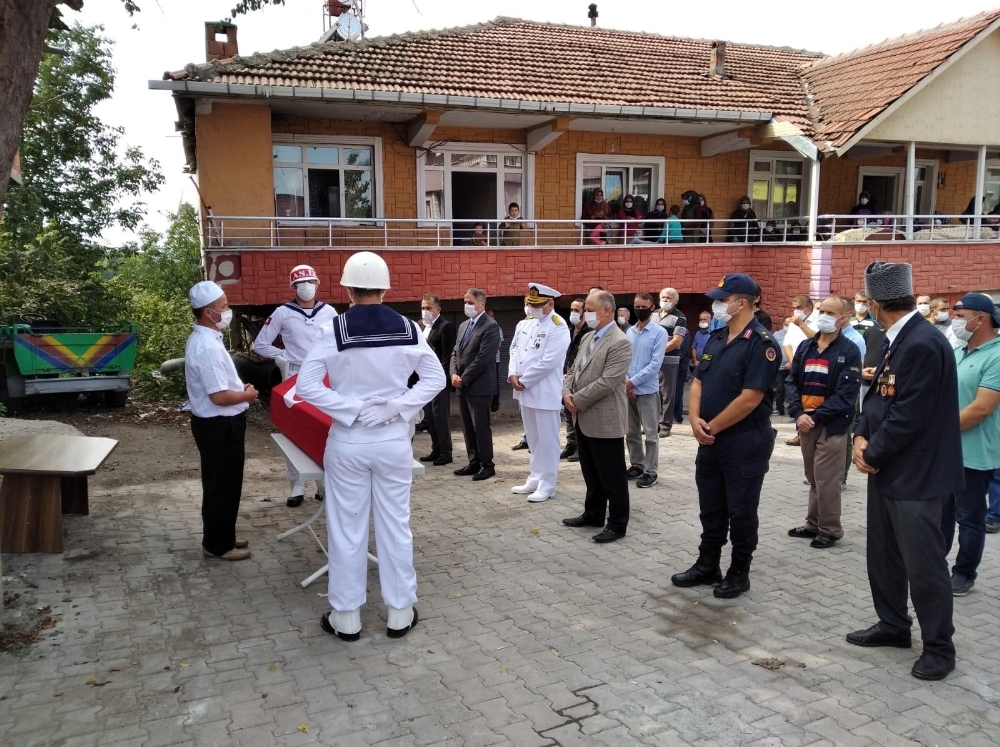 Kıbrıs gazisi son yolculuğuna uğurlandı