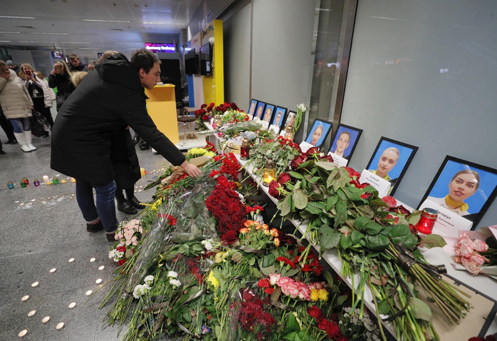 Kiev’de İran’daki uçak kazasında hayatını kaybedenler anıldı