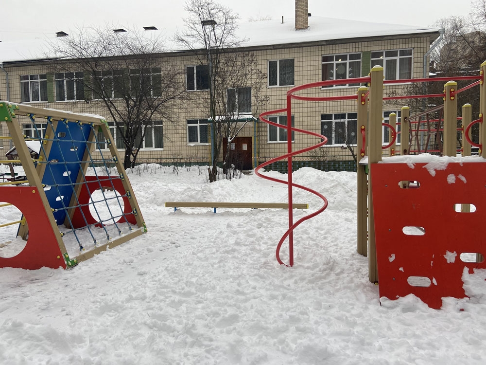 Kiev’de kar yağışları okulları tatil ettirdi