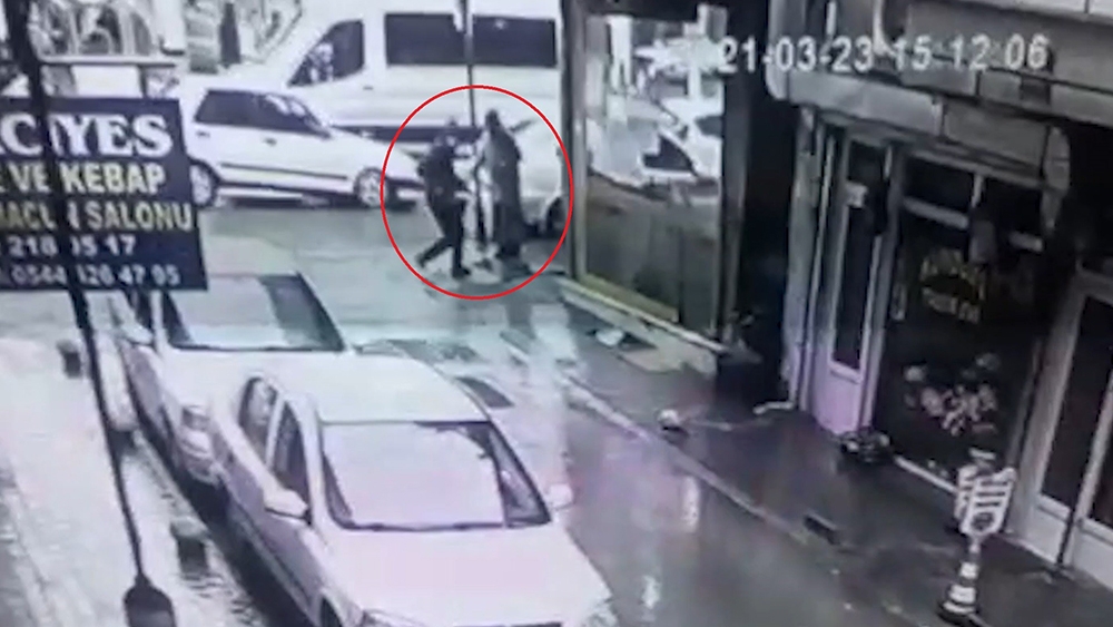 Kırıkkale’de kapkaç anı kamerada