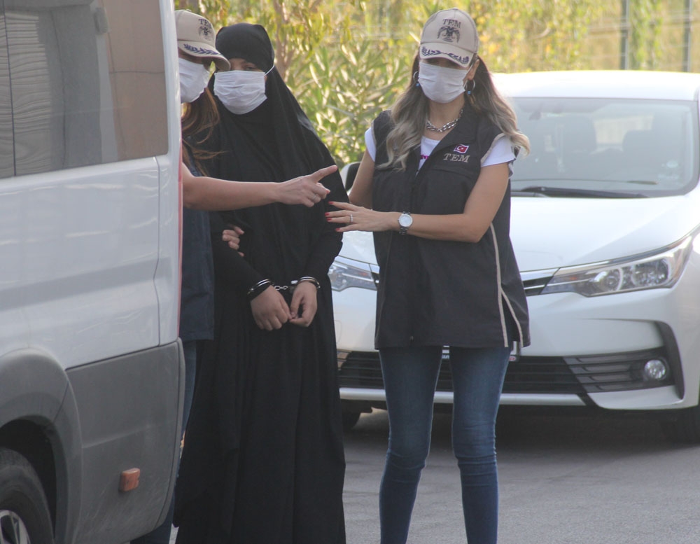 Kırmızı bültenle aranan DEAŞ’lı kadın tutuklandı