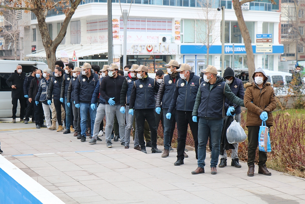 Kırşehir’de, DEAŞ operasyonunda 8 tutuklama