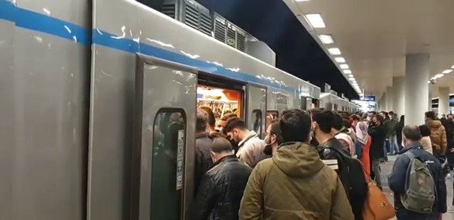 Kısıtlama 19.00’da başladı, İstanbullular evine yetişemedi