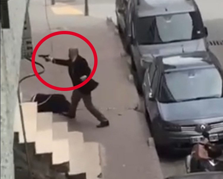 Kısıtlamada birbirilerine kurşun yağdırdılar: 2 yaralı
