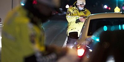 Kısıtlamaya uymayan 3 bin 197 kişiye işlem yapıldı