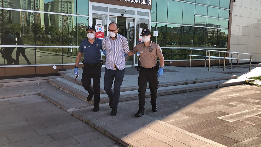 Kızını İngiliz anahtarı ile dövdüğü öne sürülen baba tutuklandı