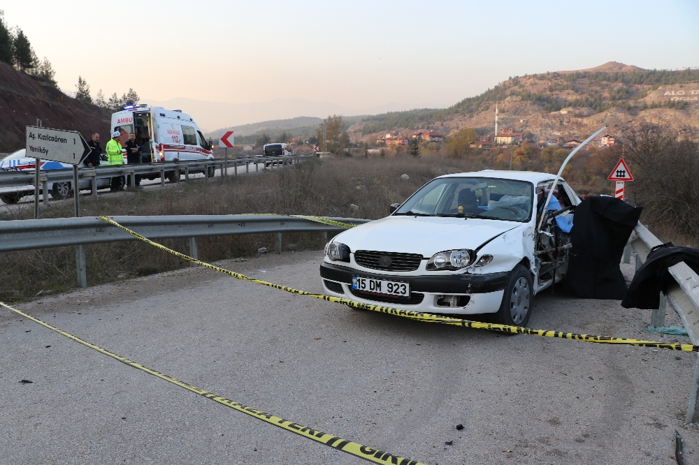 Kızlarını Görmeye Gelen Aile Kazada Yok Oldu