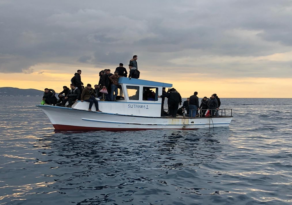 KKTC açıklarında 34 mülteci yakalandı