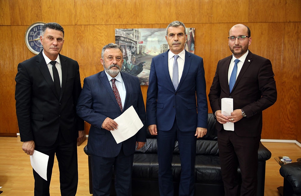 KKTC’de 3 Milletvekili Partilerinden istifa etti