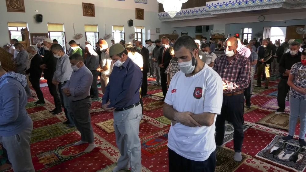 KKTC’de bayram namazı kılındı