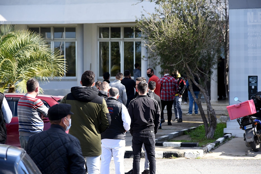 KKTC’de PCR testleri, ikinci bir duyuruya kadar durduruldu