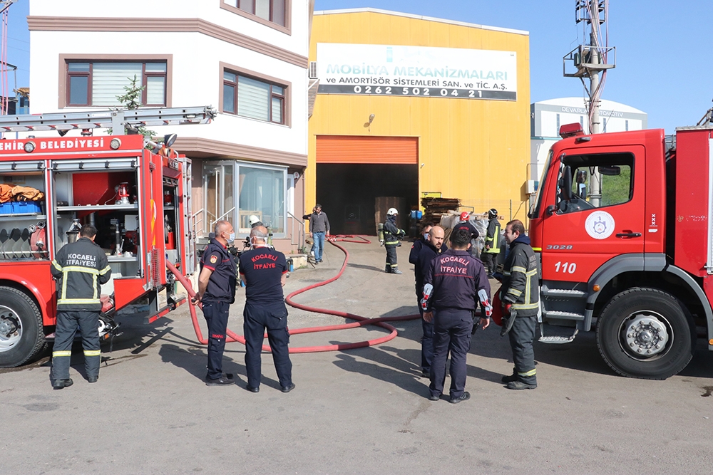 Kocaeli’de fabrikada tank patladı: 3 yaralı