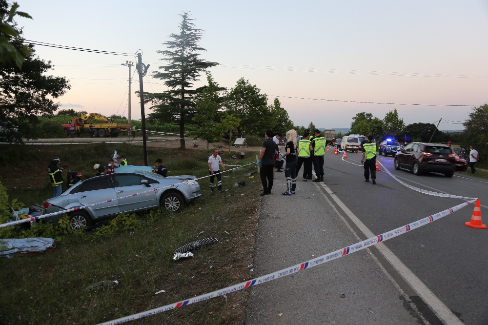 Kocaeli’de feci kaza: 5 ölü, 2 yaralı