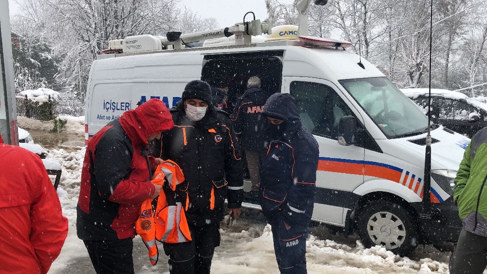 Kocaeli’de kaybolan doktoru arama çalışmaları sürüyor