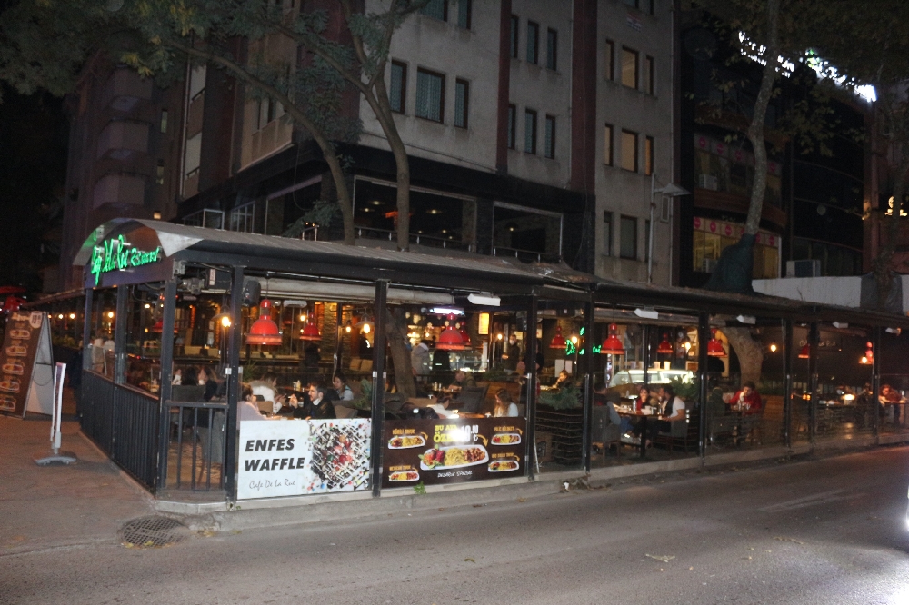 Kocaeli’de restoran ve kafelerde kısıtlamalar başladı