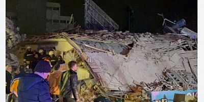 Konya'da 4 katlı bina çöktü