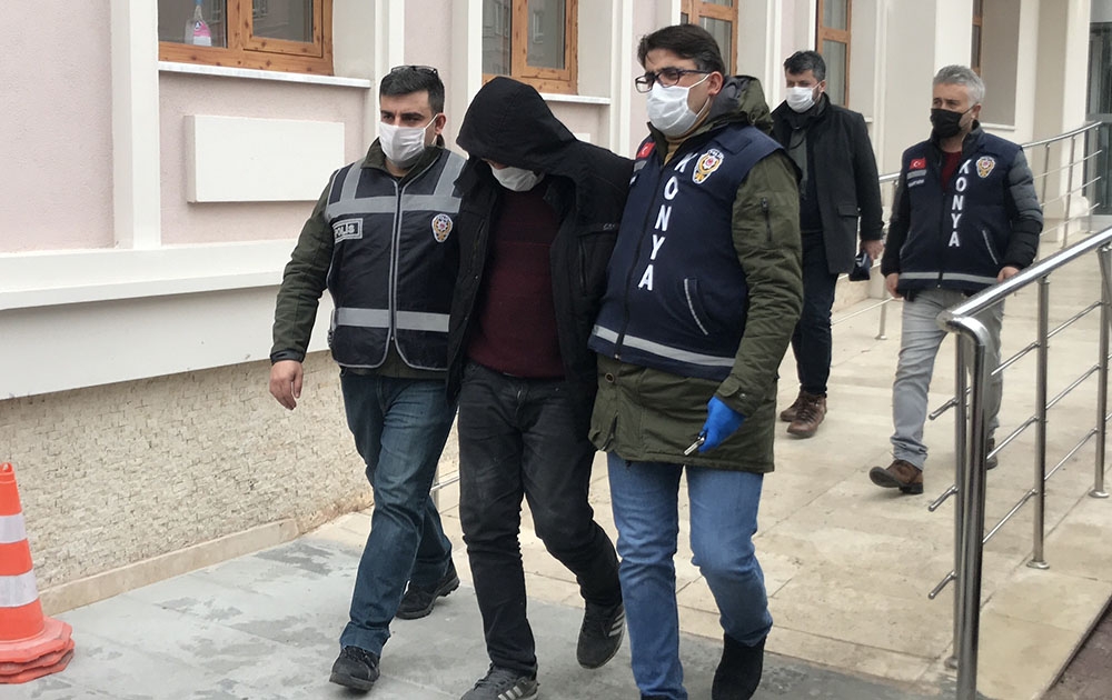 Konya’da kayınpederi ve bacağını öldüren zanlı tutuklandı