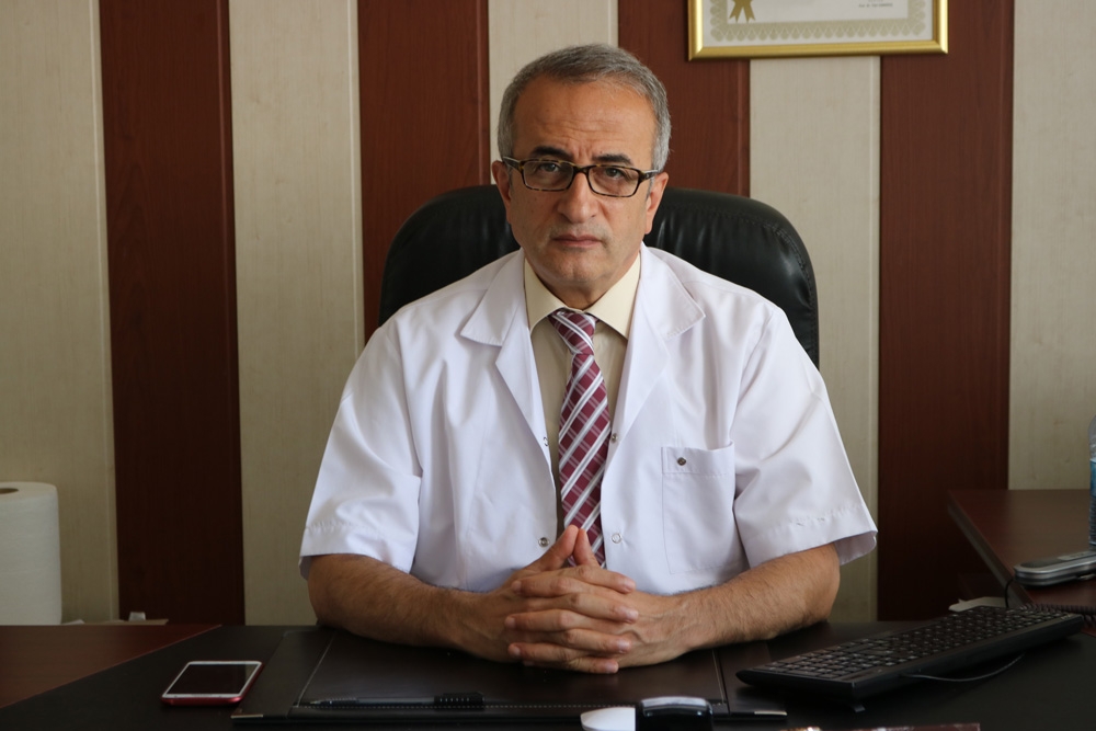 Korona belirtilerini ağrı kesici ile geçiştirenler virüsü bulaştırıyor