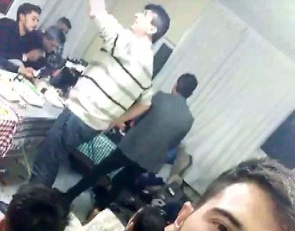 Korona unutuldu, bağ evinde canlı müzikli eğlence düzenlendi