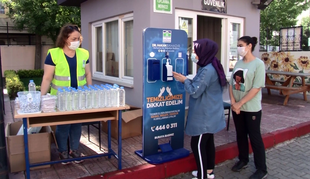 Korona virüs önlemleri altında YKS sınavı