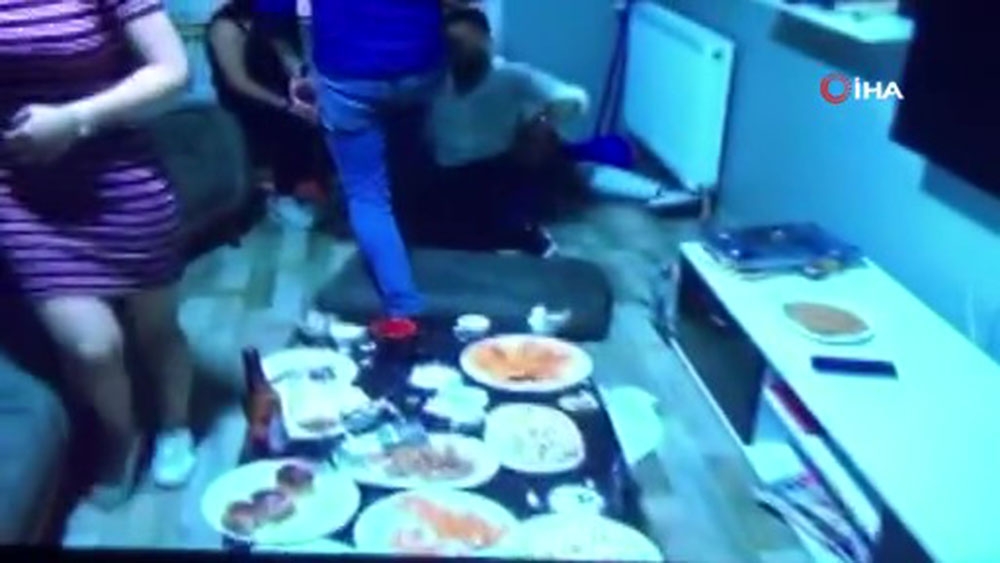 Korona virüse aldırmadan evde doğum günü partisi yapan 12 kişiye 37 bin 800 TL ceza