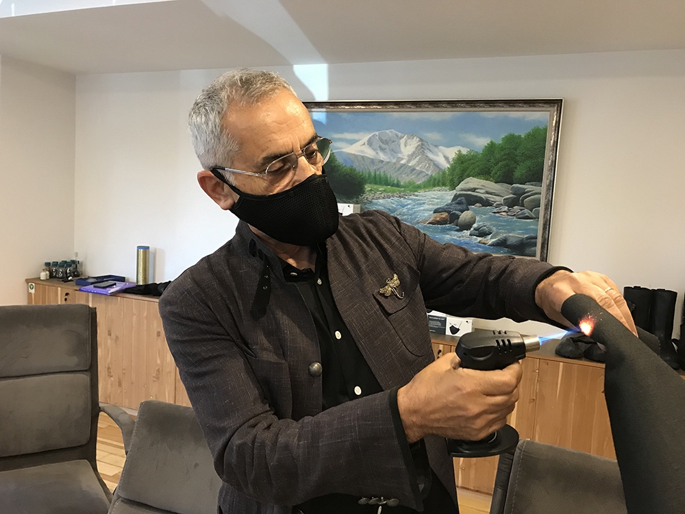 Korona virüse karşı yıkanabilir küresel aktif karbonlu maske