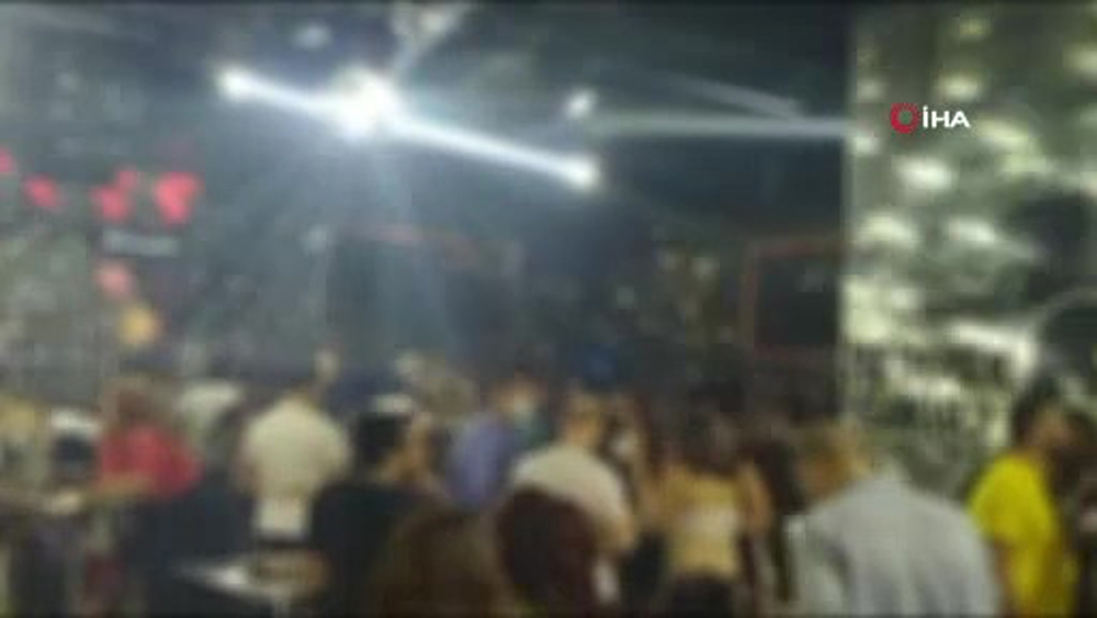 Korona virüsü hiçe sayan ünlü gece kulüplerine ve müşterilere ceza yağdı