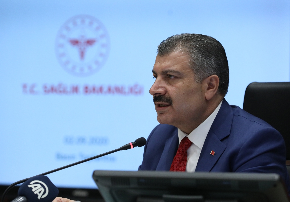 “Korona virüsün birinci dalgasının ikinci pikini yaşadığımızı söyleyebilirim”