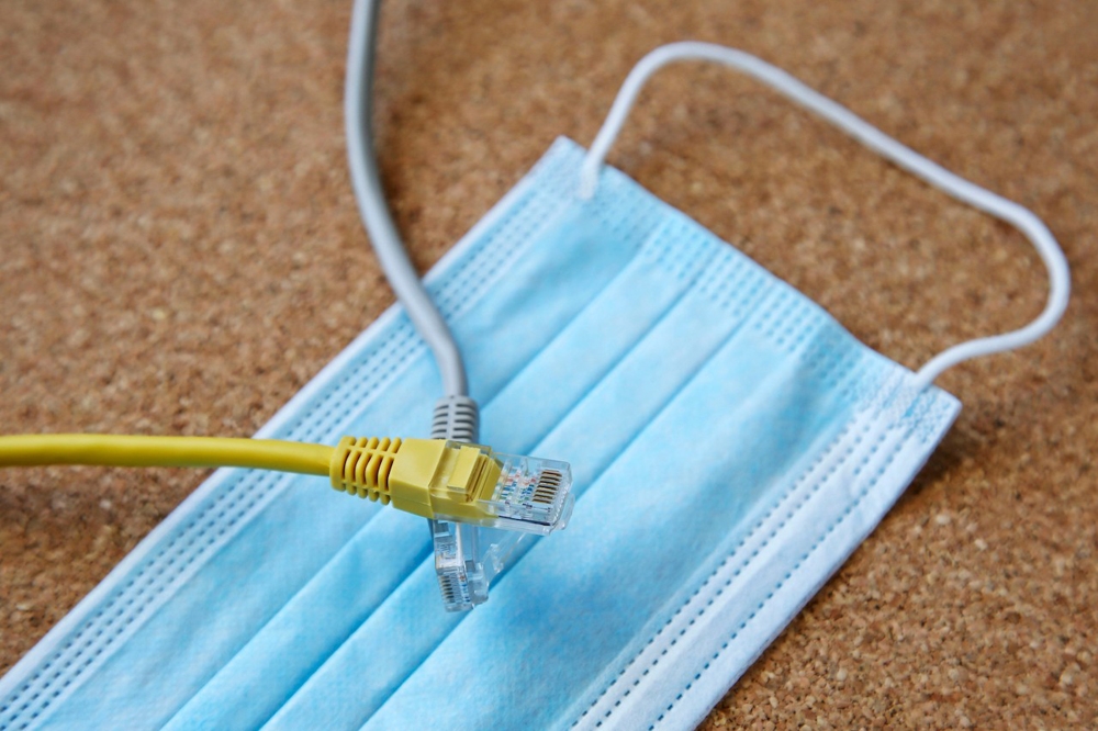 Koronavirüs dijital dünyayı da enfekte ediyor