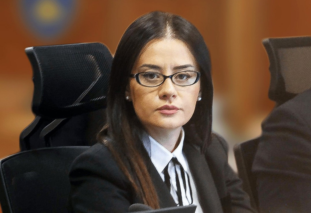 Kosova Dışişleri Bakanı Stublla istifa etti
