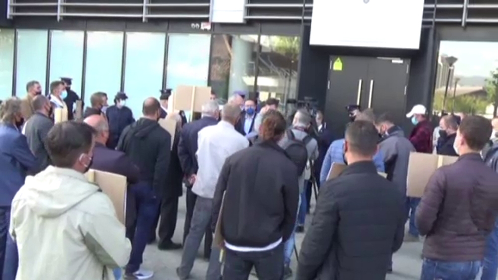 Kosova tarım üreticileri Tarım Bakanlığını protesto etti