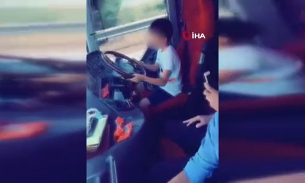 Küçük çocuğun yolcu otobüsünü kullanması pes dedirtti