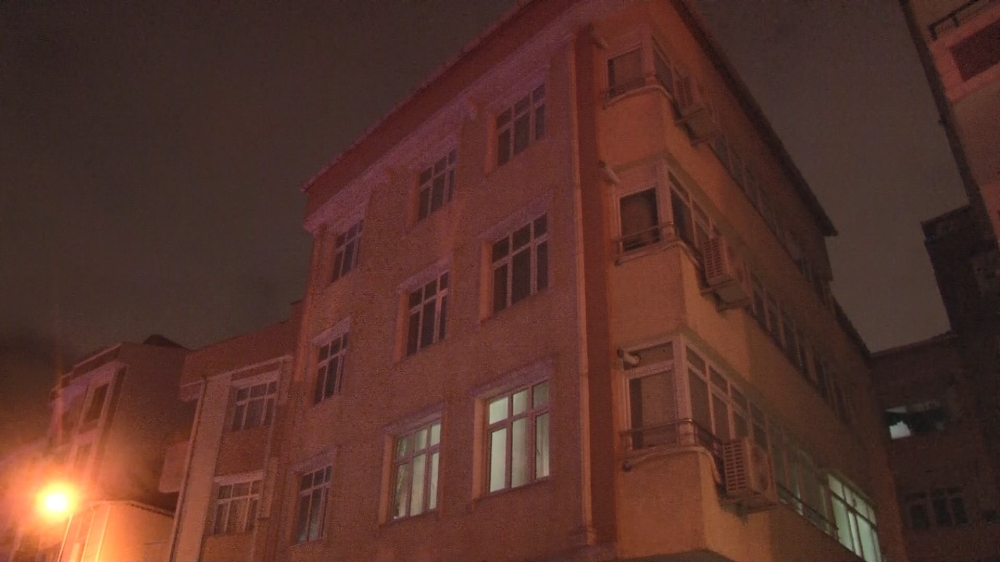 Küçükçekmece’de 14 yaşındaki kız çocuğu evinde ölü bulundu